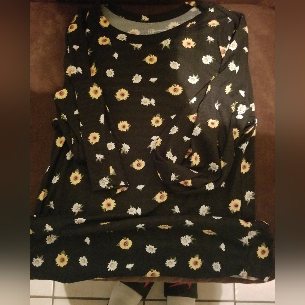 No Boundaries sunflower shirt